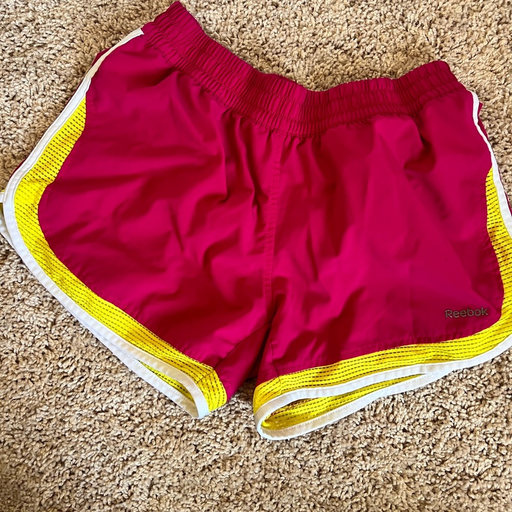 women’s pink reebok shorts